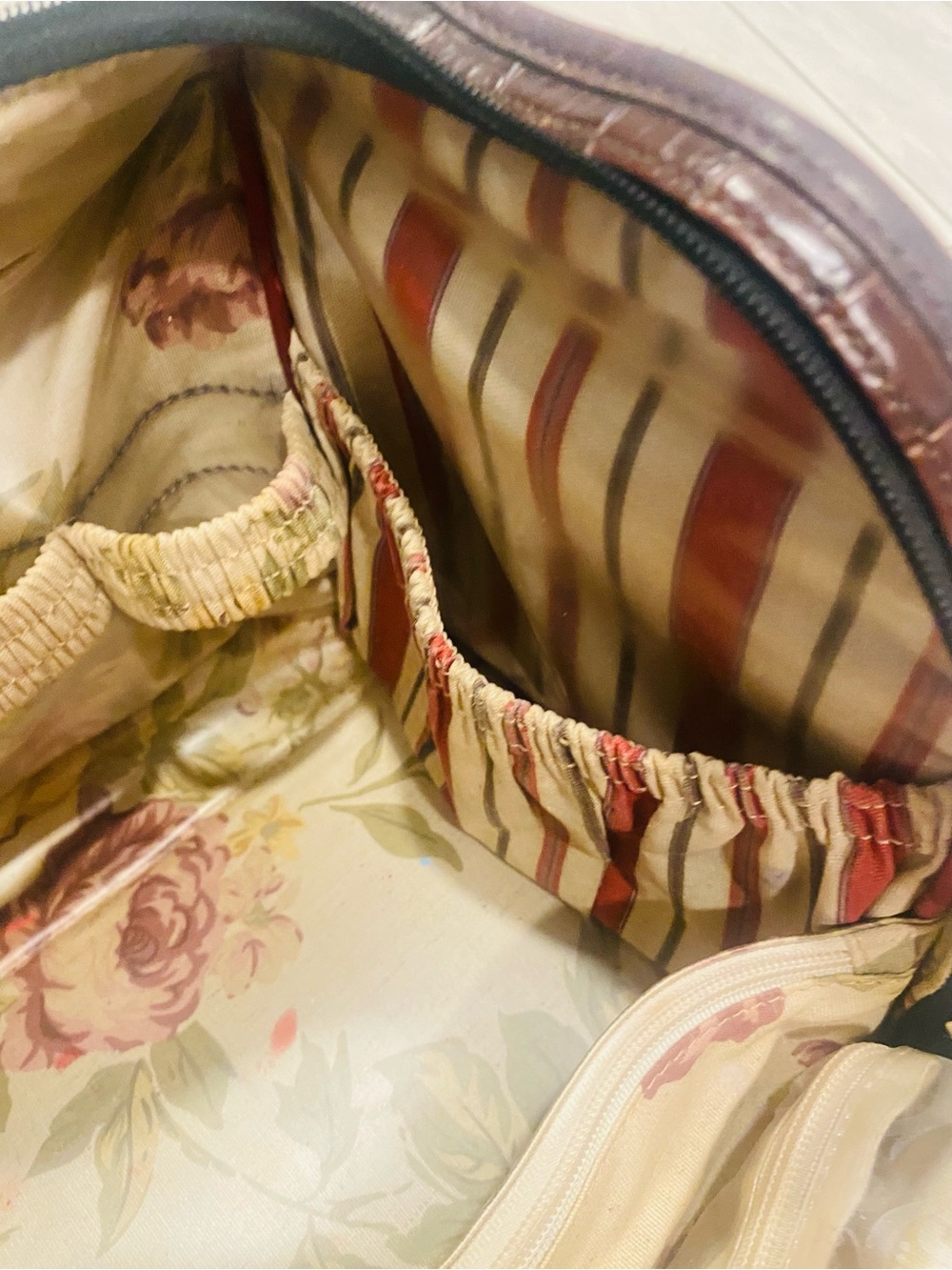 Vintage Brighton Lansky croc-embossed leather and fabric travel weekender bag - Picture 12 of 14